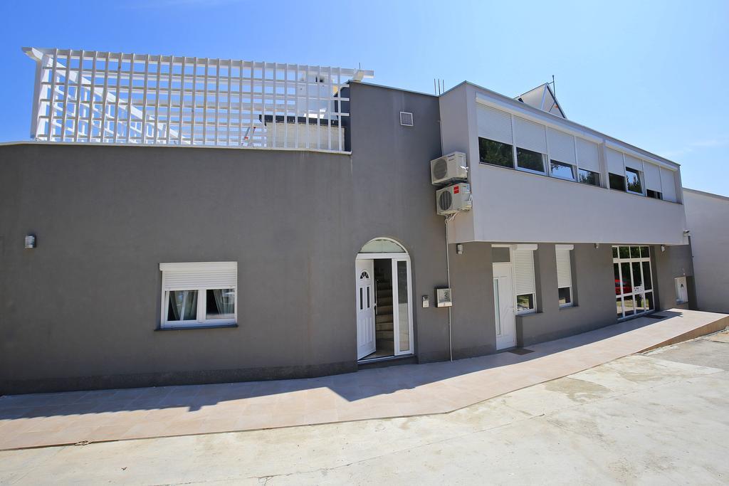 Deluxe Mkc Apartments ザダル エクステリア 写真
