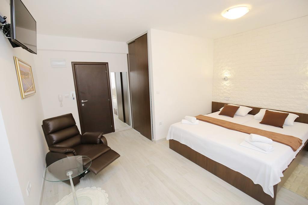 Deluxe Mkc Apartments ザダル エクステリア 写真