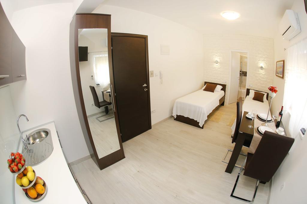 Deluxe Mkc Apartments ザダル エクステリア 写真
