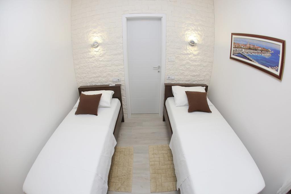 Deluxe Mkc Apartments ザダル エクステリア 写真