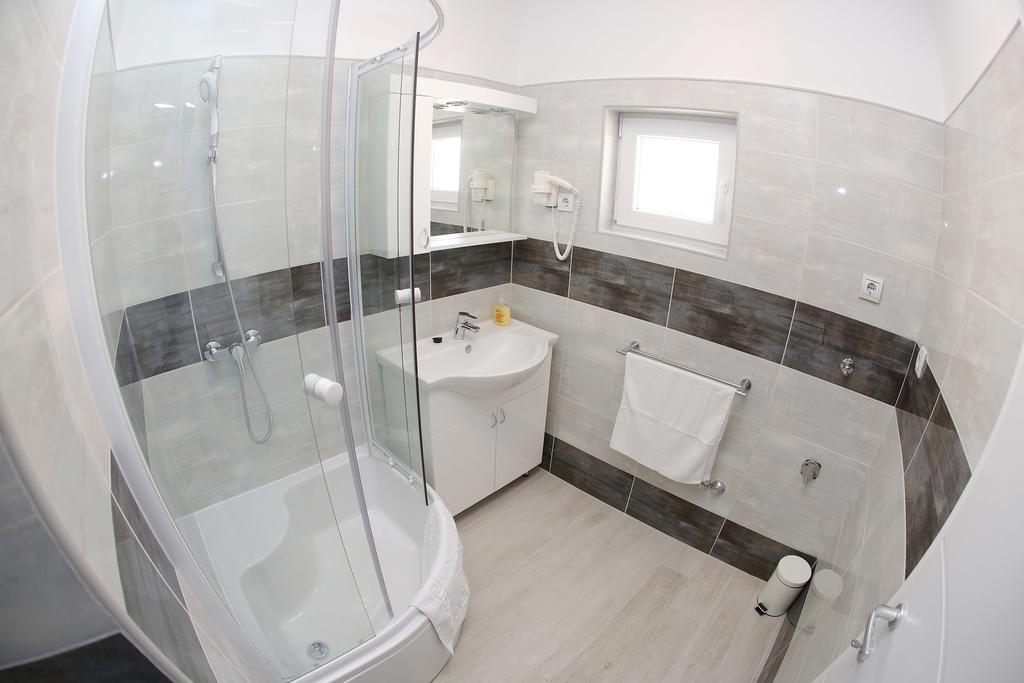 Deluxe Mkc Apartments ザダル エクステリア 写真