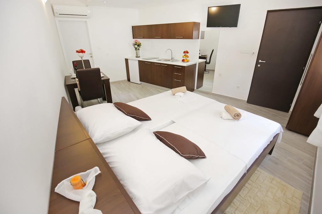 Deluxe Mkc Apartments ザダル エクステリア 写真